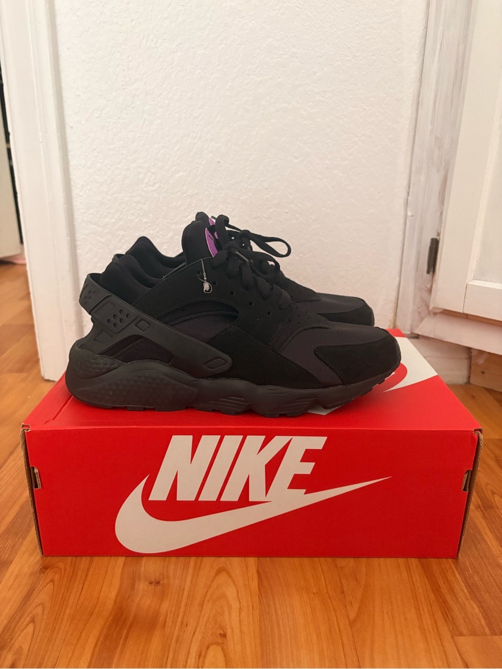 Nike Black Hurrache Sneakers with Purple Tongue Detail